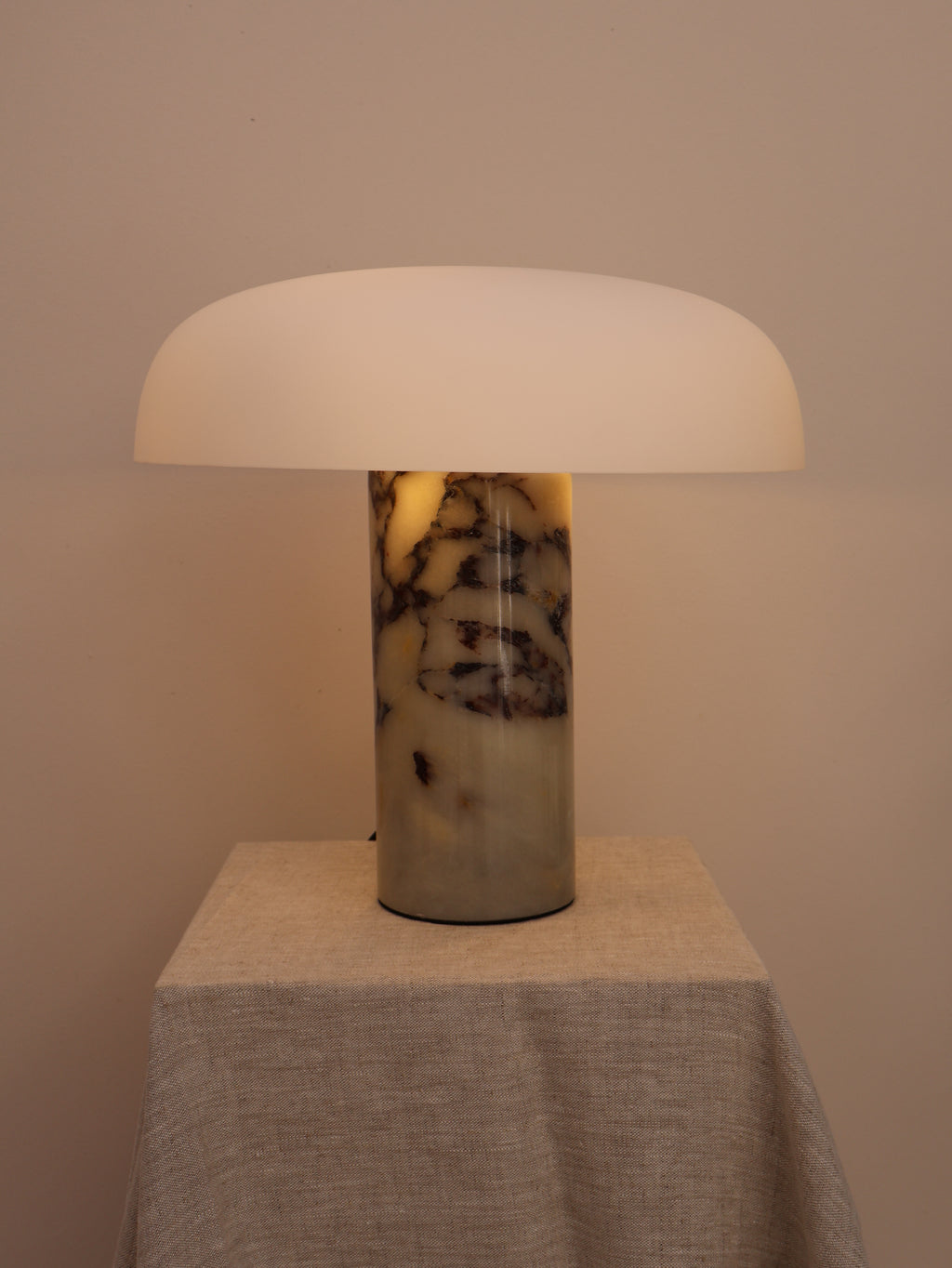 Calacatta Viola Marble Lamp