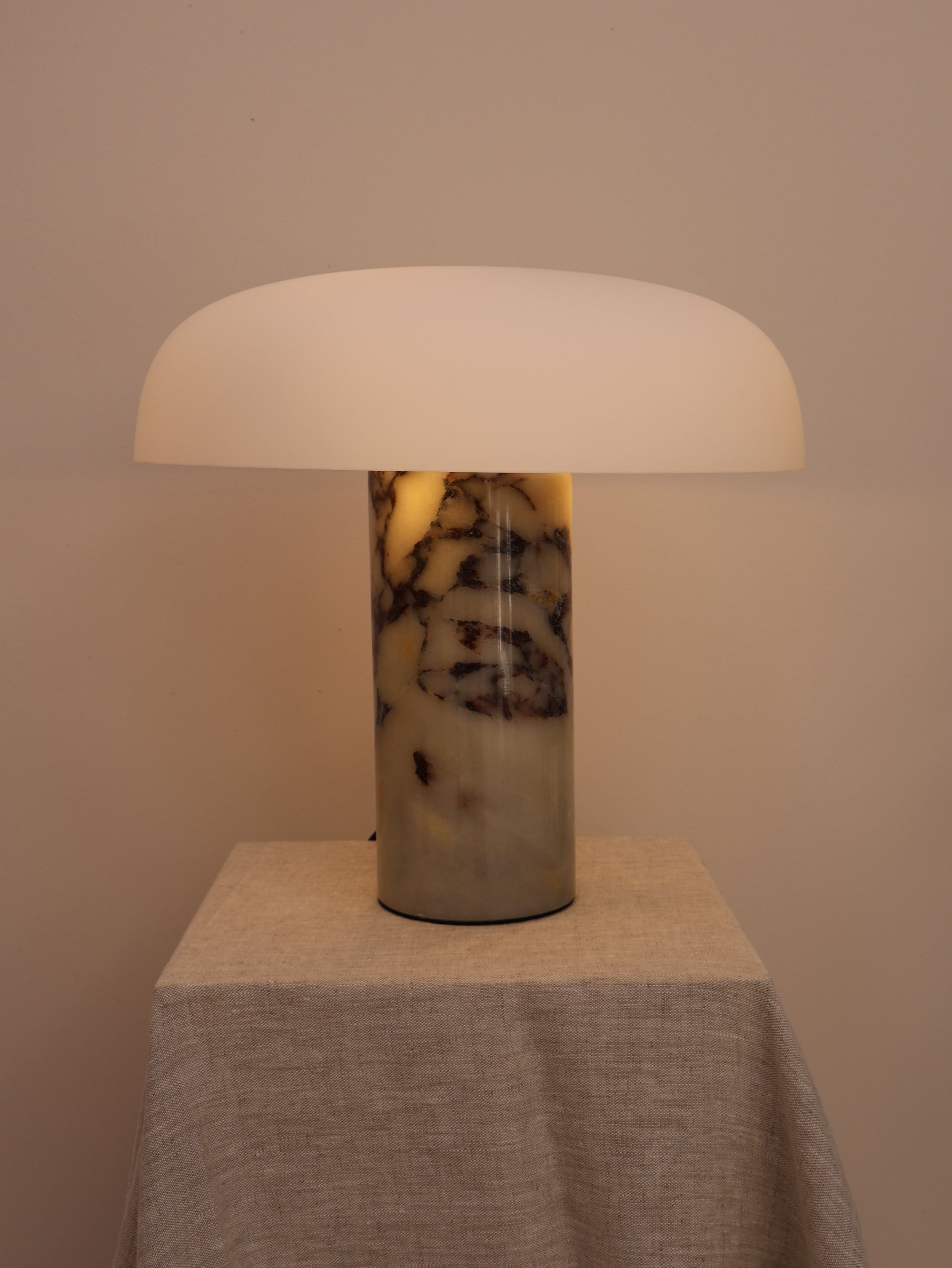 Calacatta Viola Marble Lamp