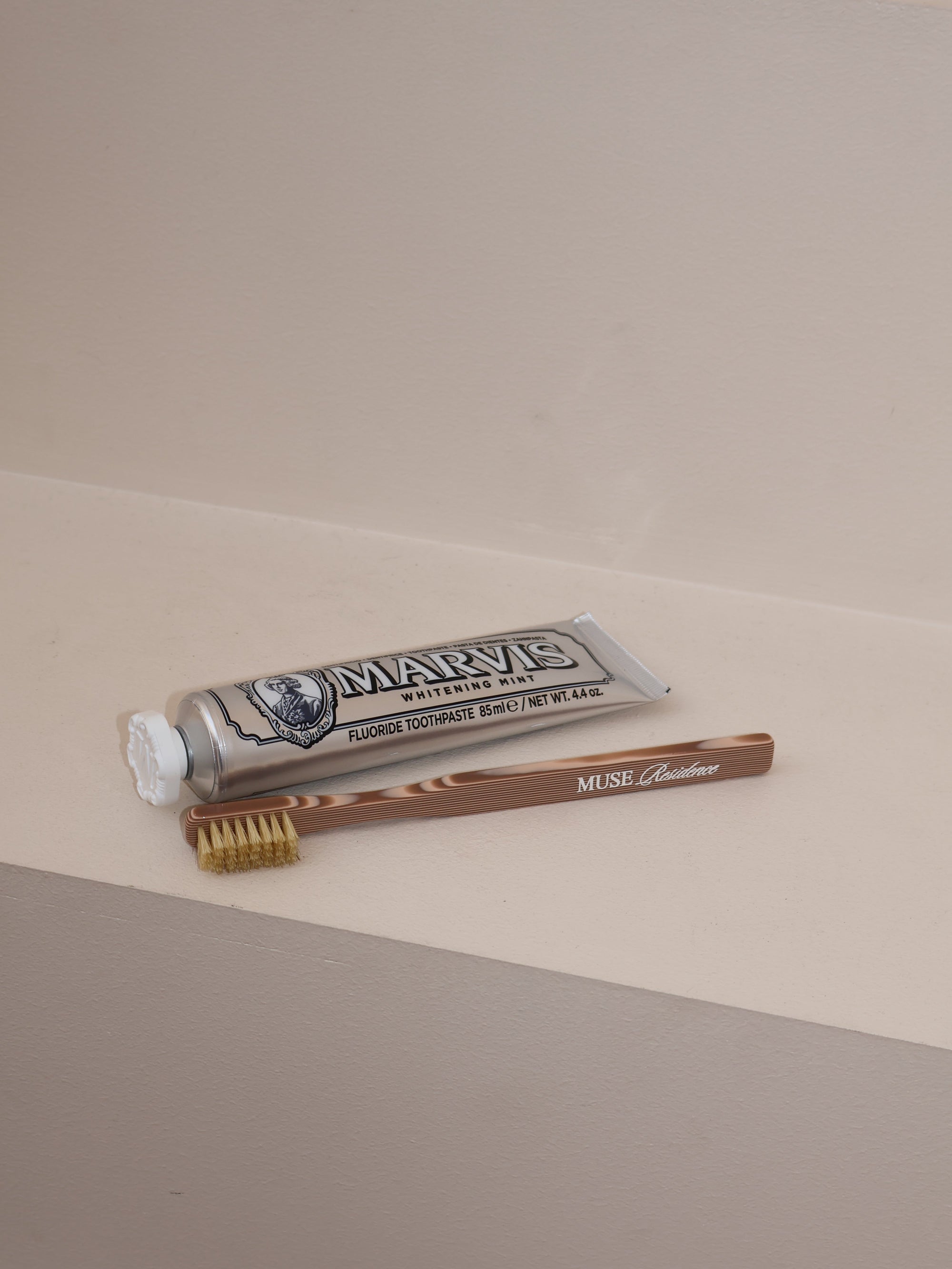 🎁 The Residence Toothbrush (100% off)