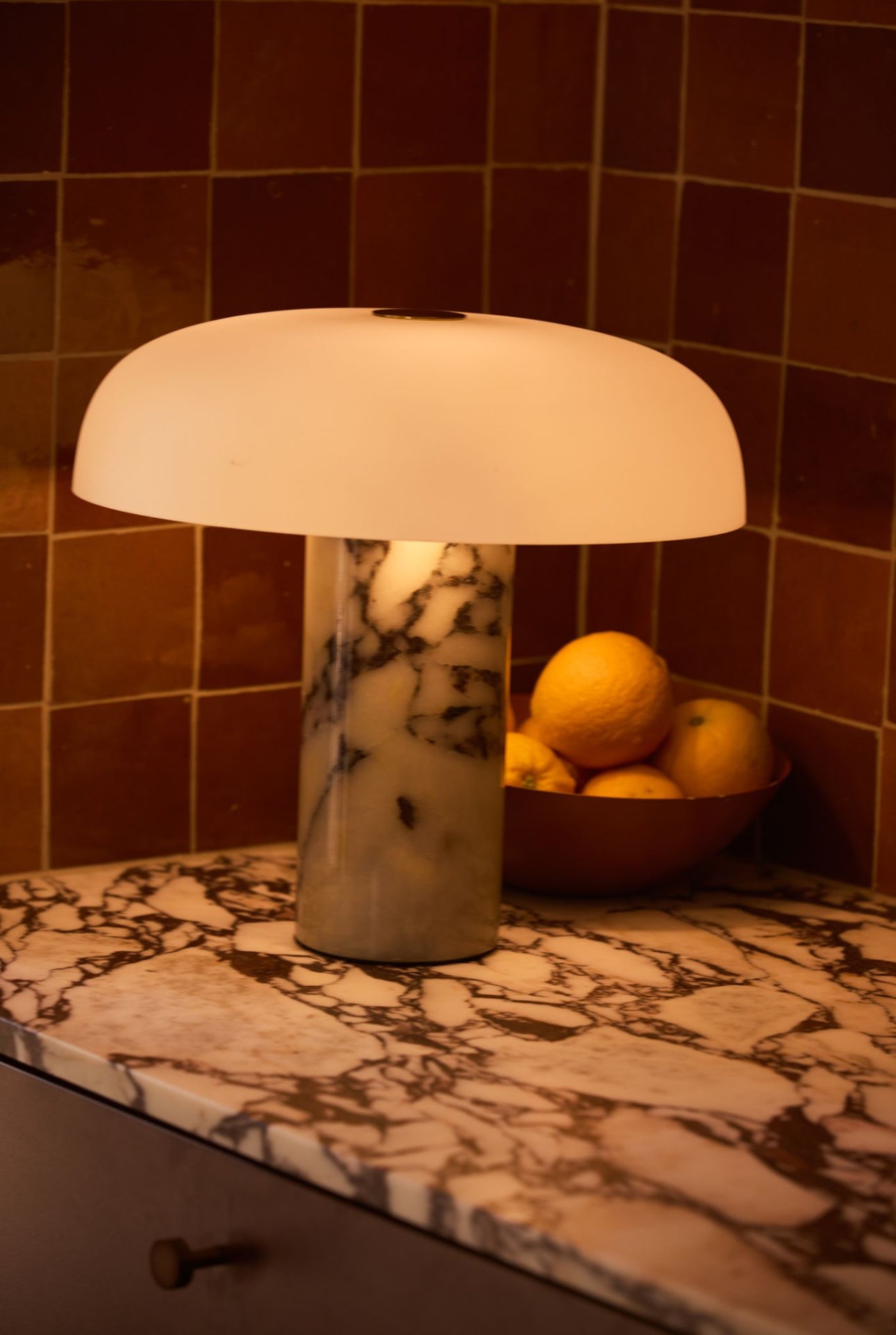 Calacatta Viola Marble Lamp